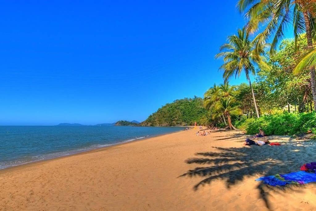 Apartment Waterfront Sub-penthouse In Centre Cairns