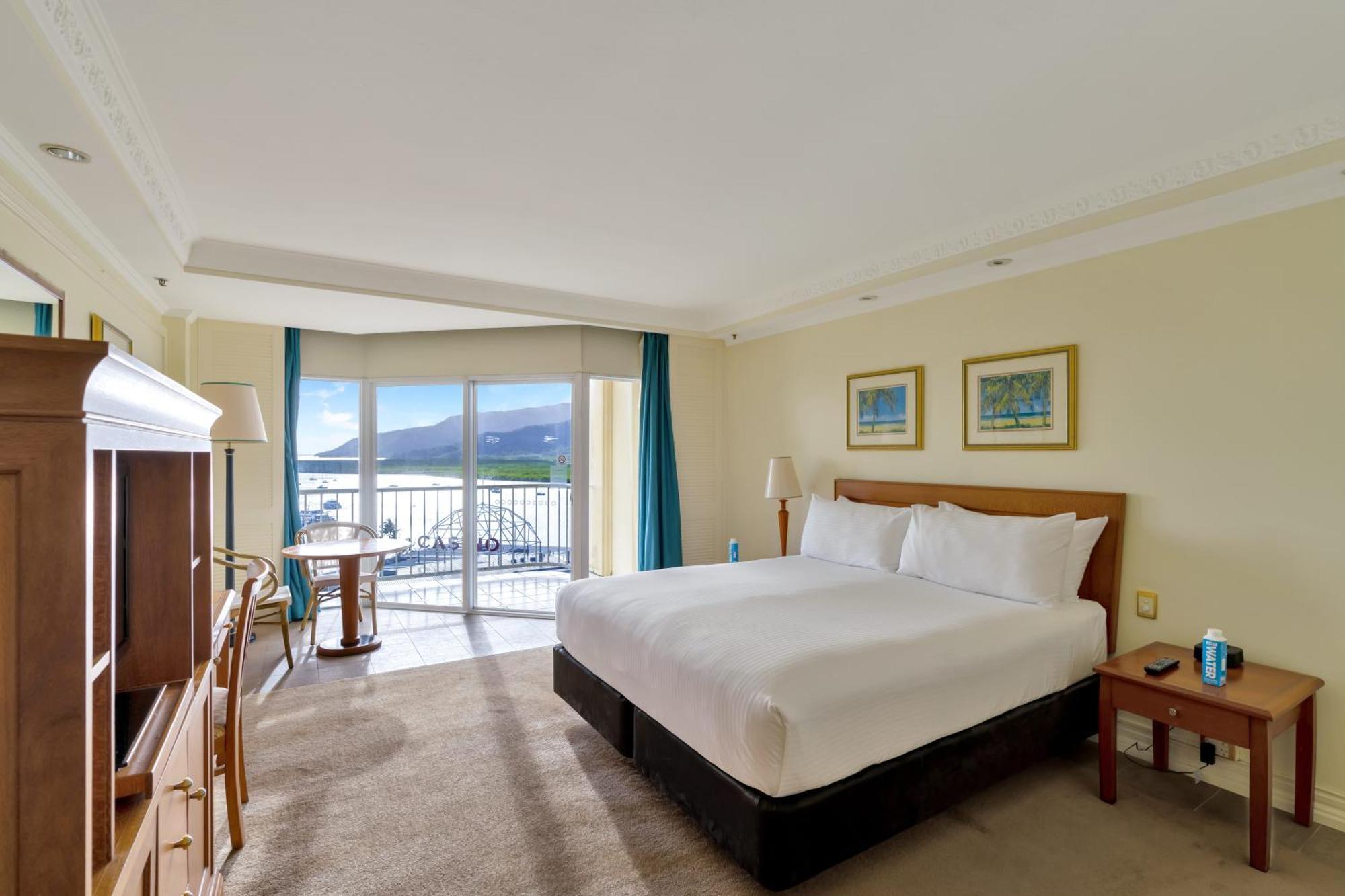 Hotel Pullman International 5*