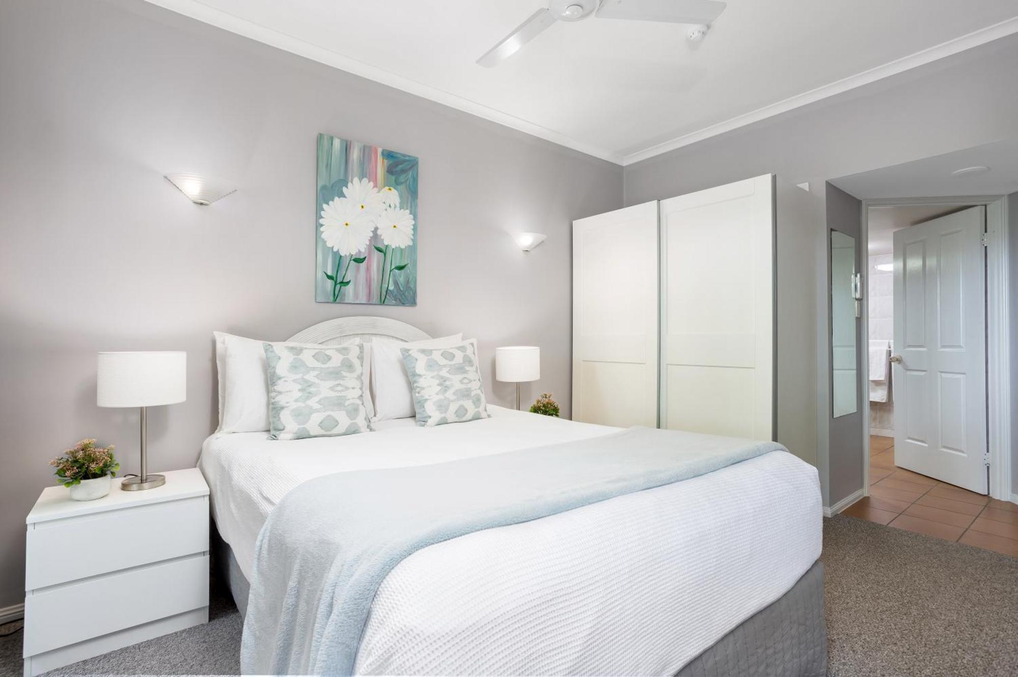 Apartment Unique Tropic Escape 111