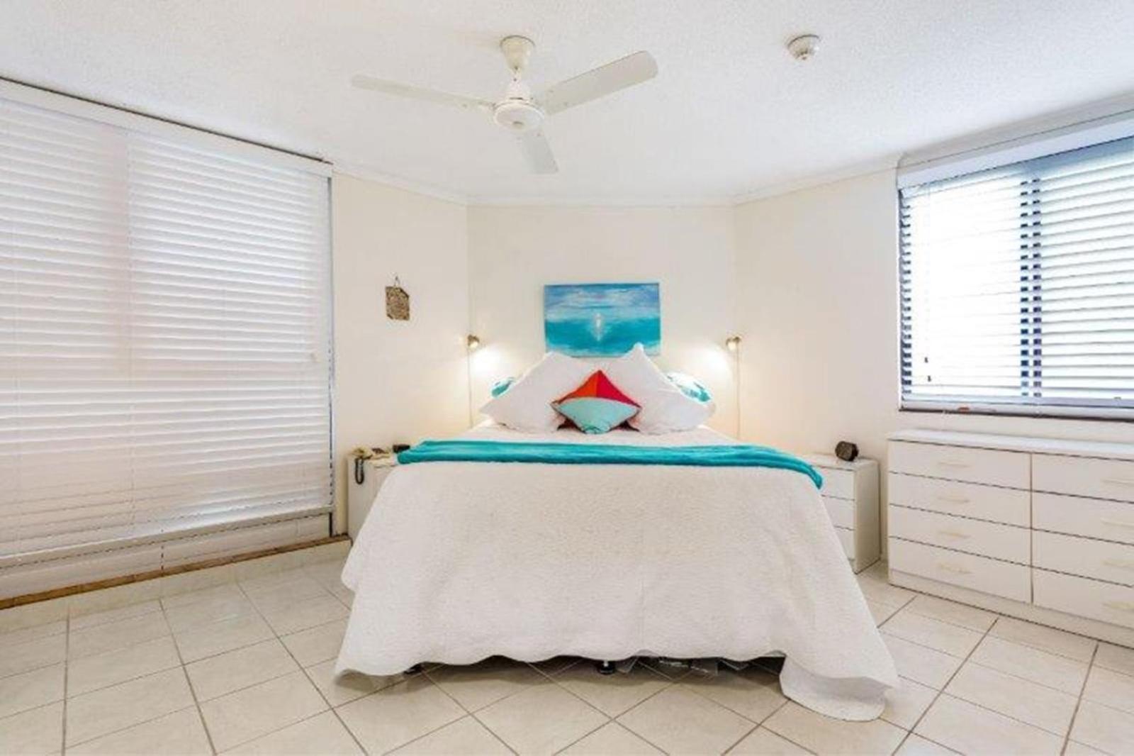 Ocean View In Aquarius * Cairns