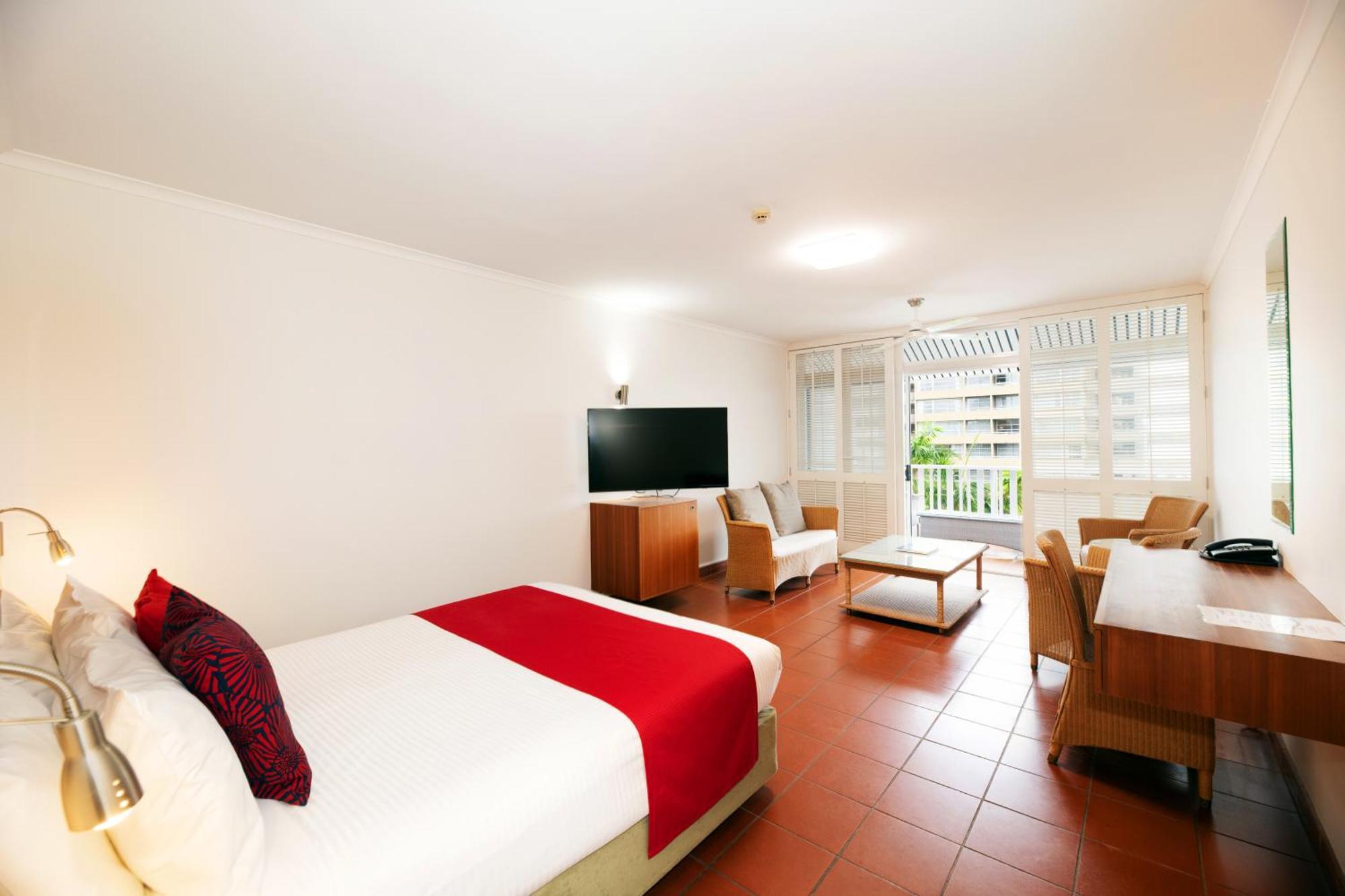 Ramada By Wyndham Centre 4*
