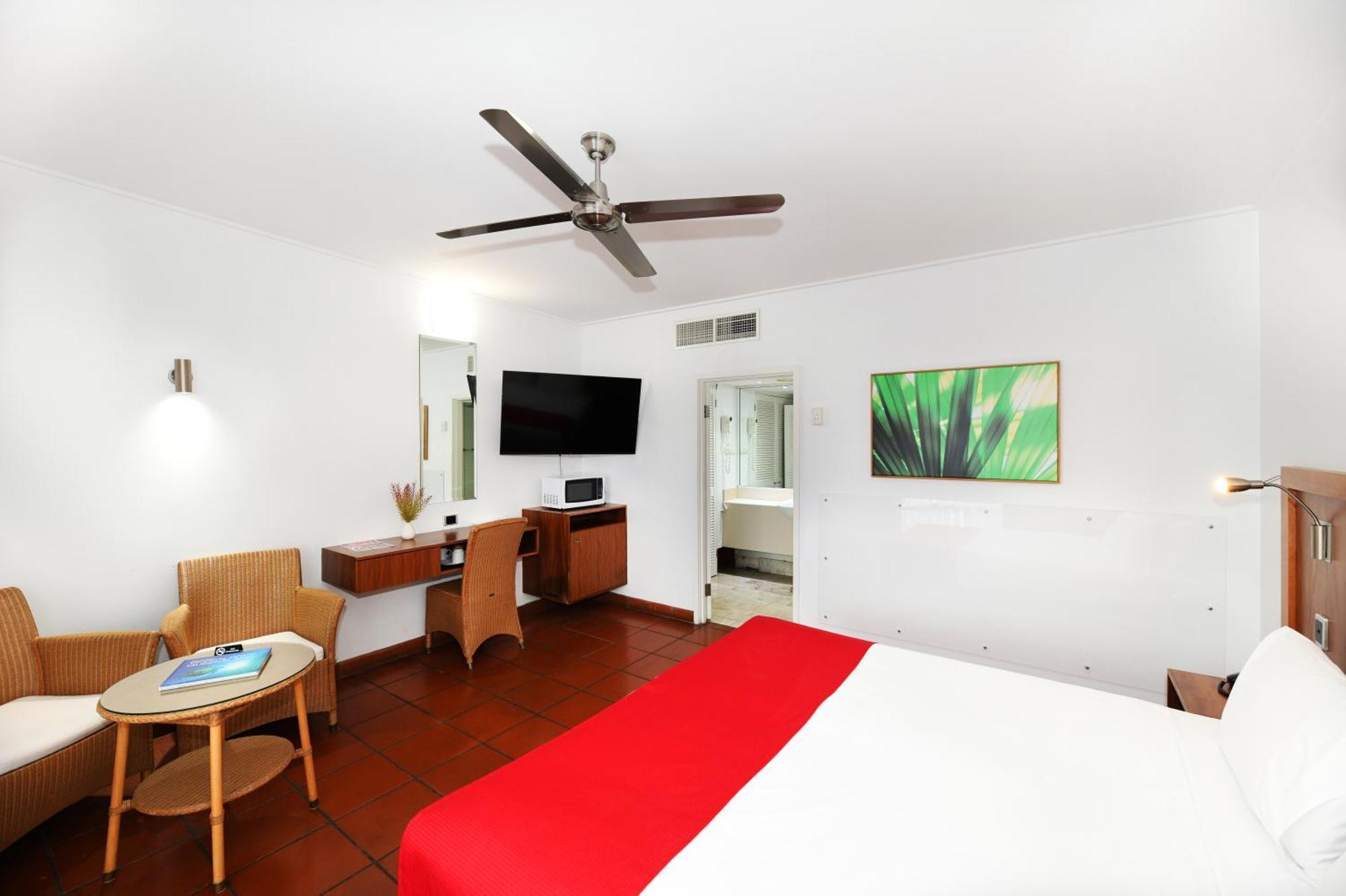 Khách sạn Ramada By Wyndham Centre Cairns