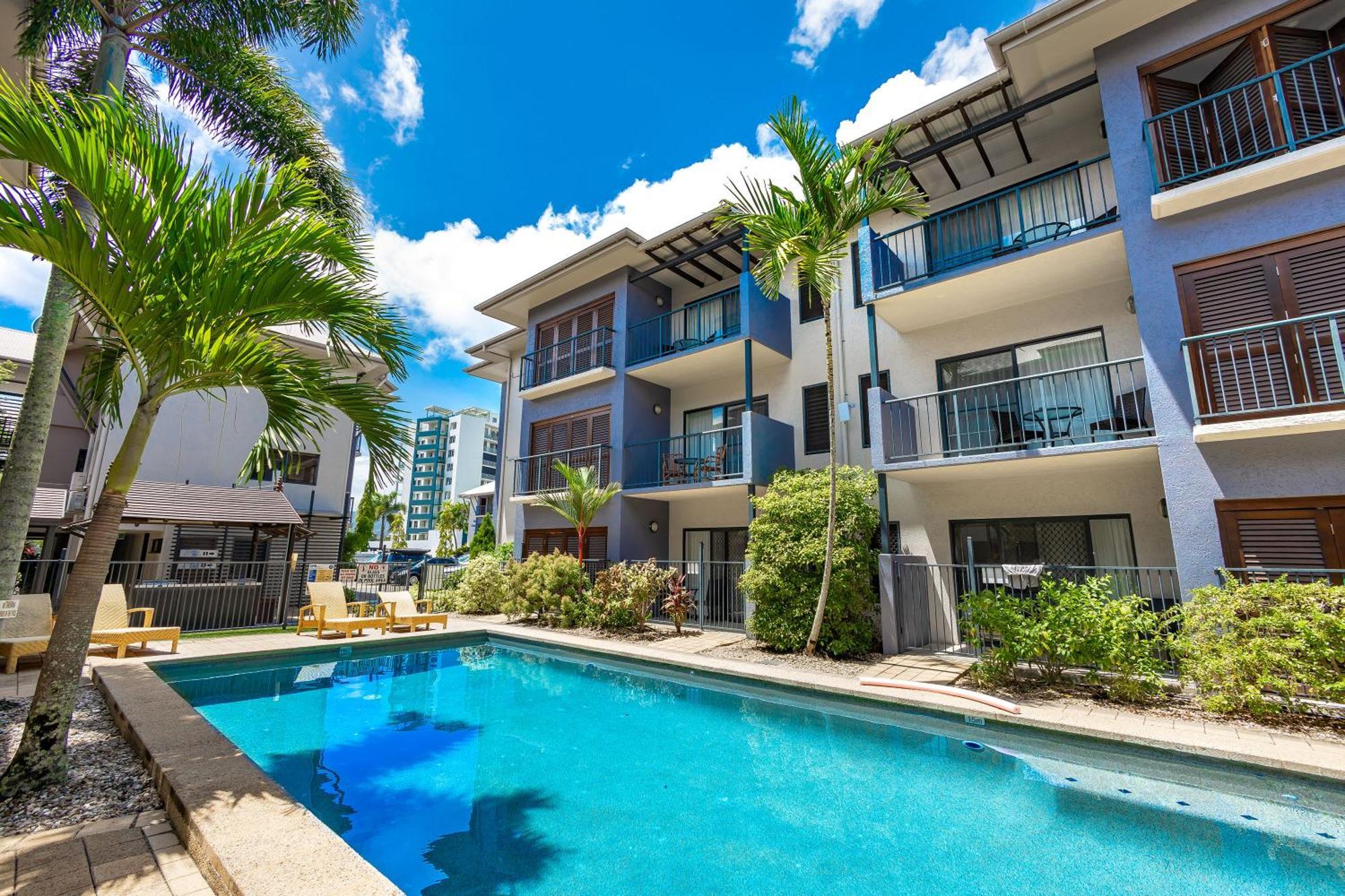 City Oasis King Bed Studio; Pool & Bbq * Cairns