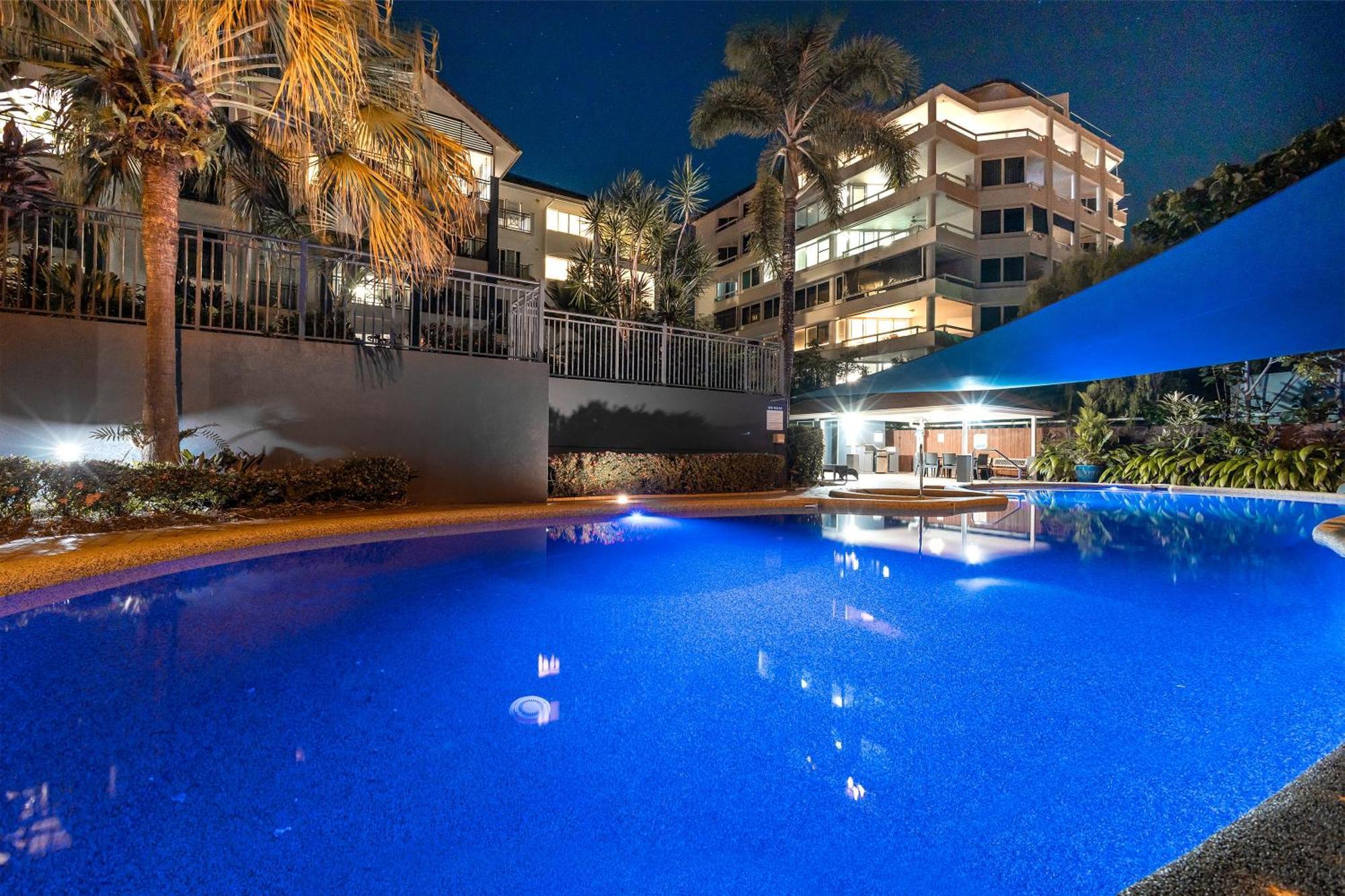 Esplanade 2br Waterfront Sleeps 6 Apartment *