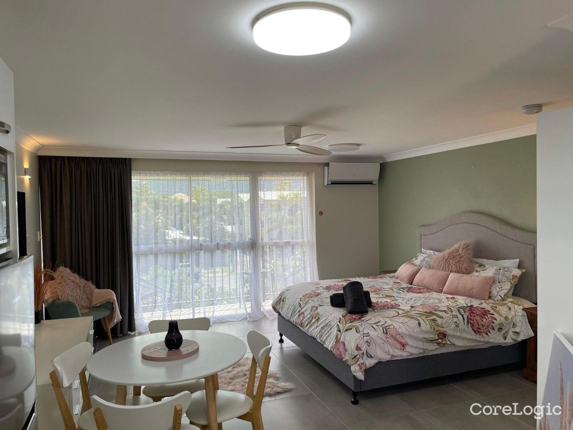 Cairns Holiday Lodge Apartment *