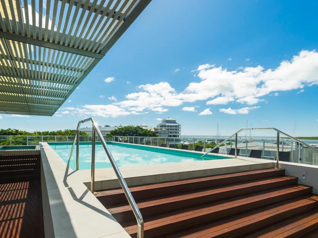 Apartment Absolute Waterfront - Enjoy Exceptional Lifestyle Cairns