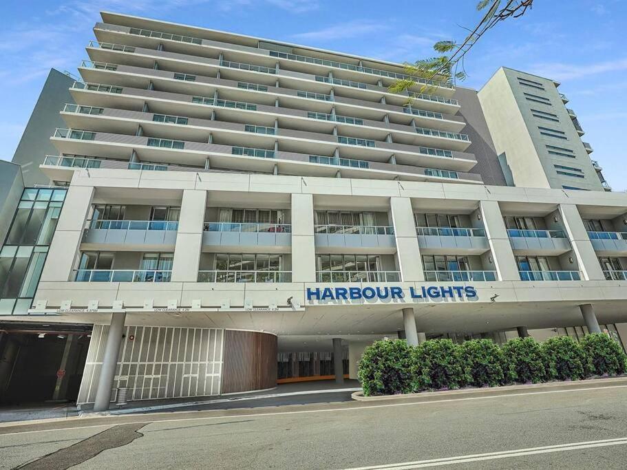 Absolute Waterfront - Enjoy Exceptional Lifestyle * Cairns