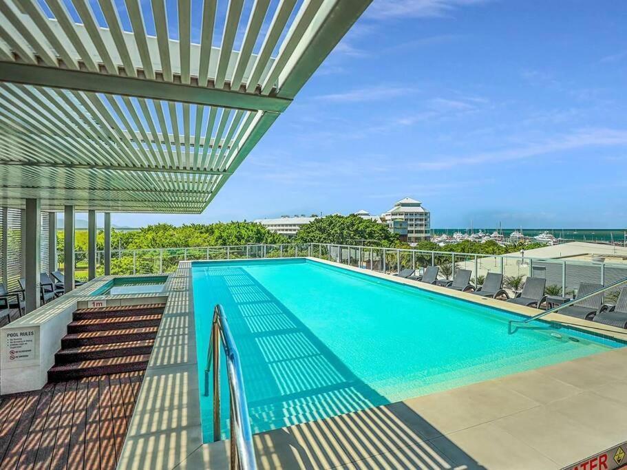 Absolute Waterfront - Enjoy Exceptional Lifestyle Apartment
