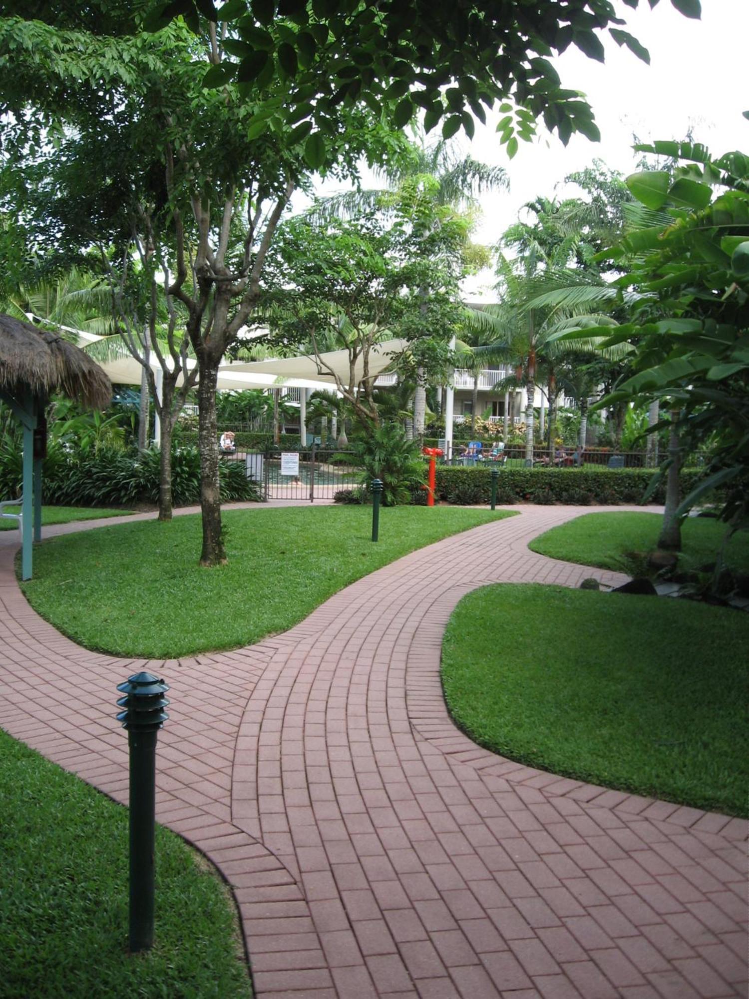 Aparthotel Cairns Beach Resort