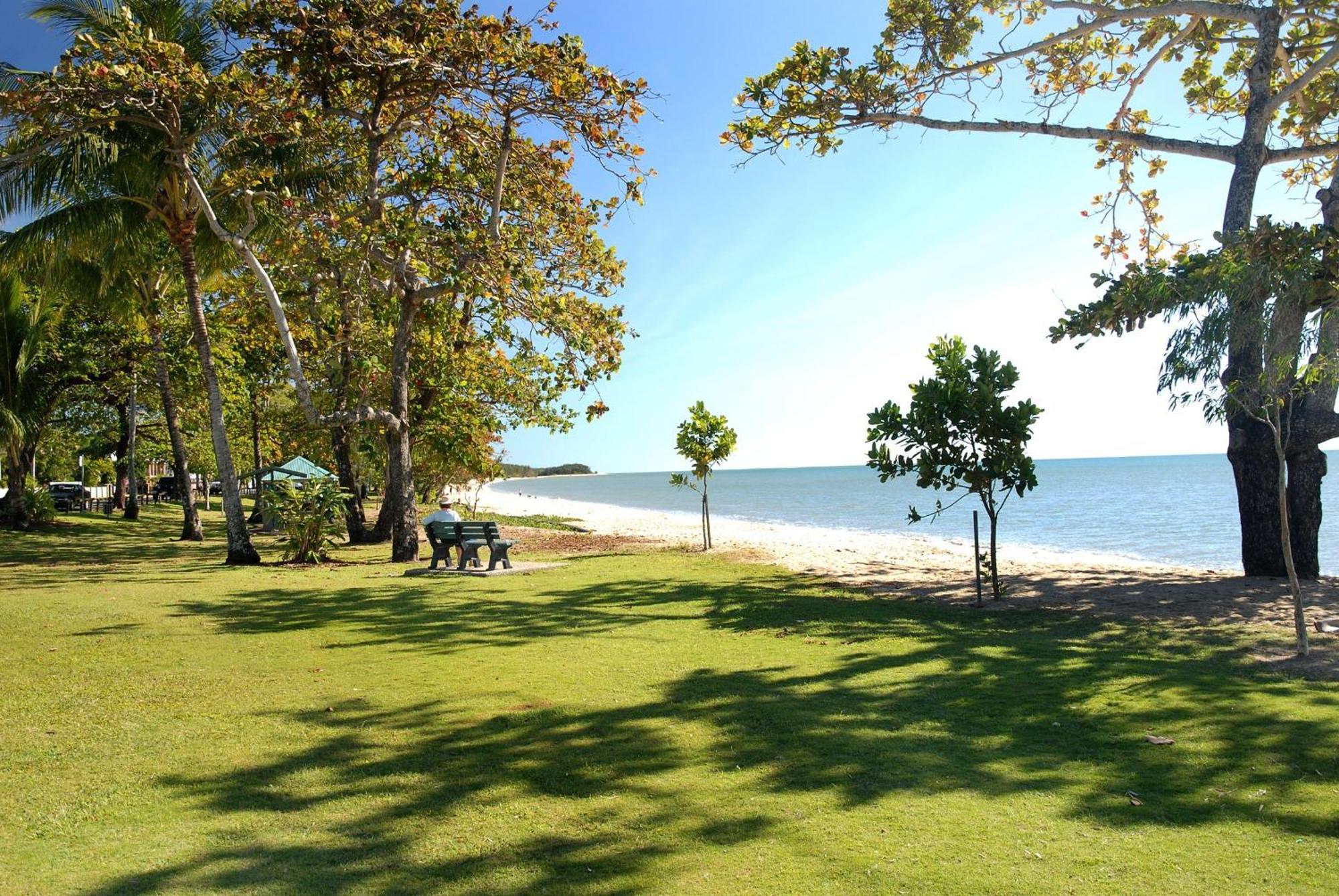 Cairns Beach Resort Cairns