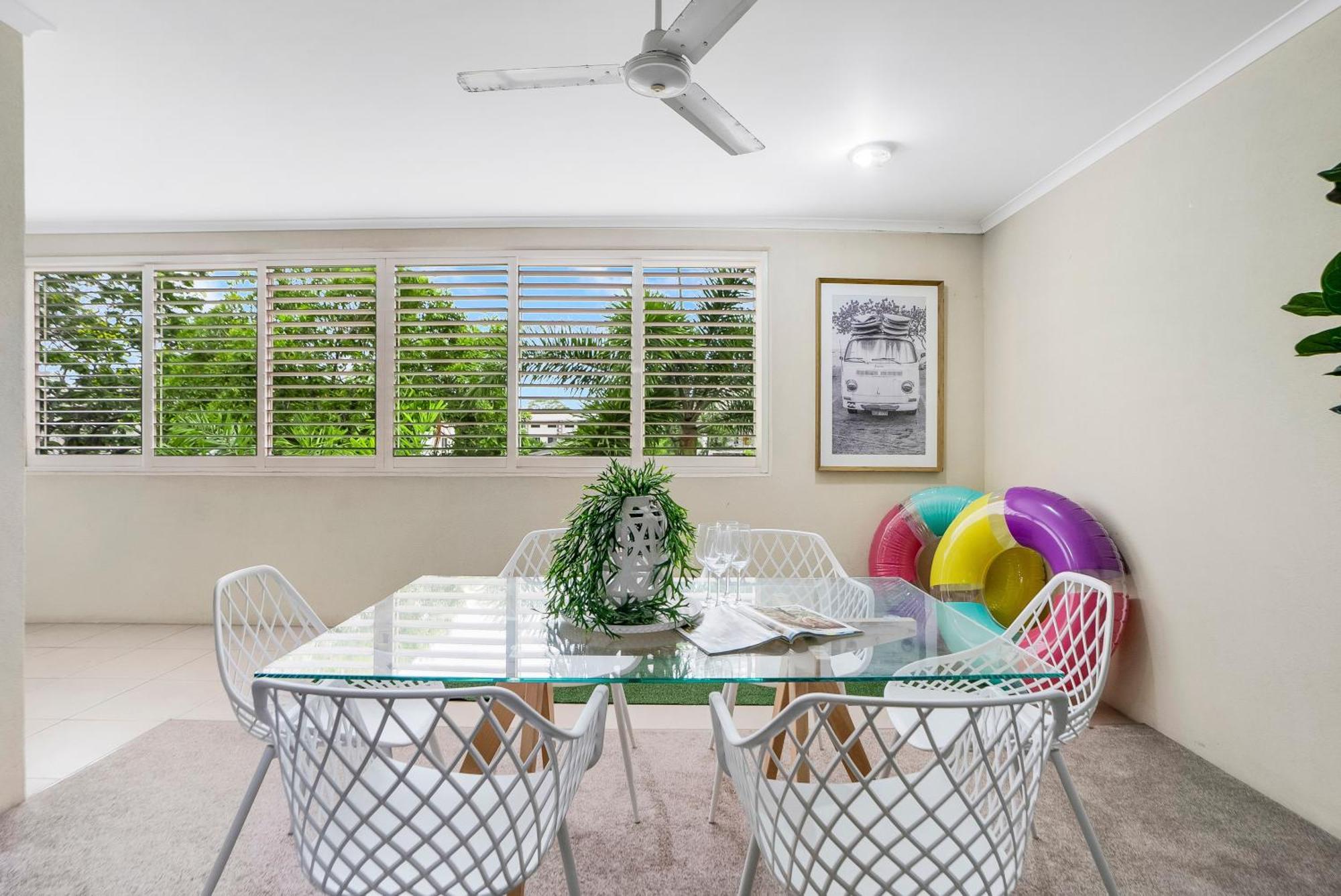 Apartment Sunrise Palms - Spacious Convenience *