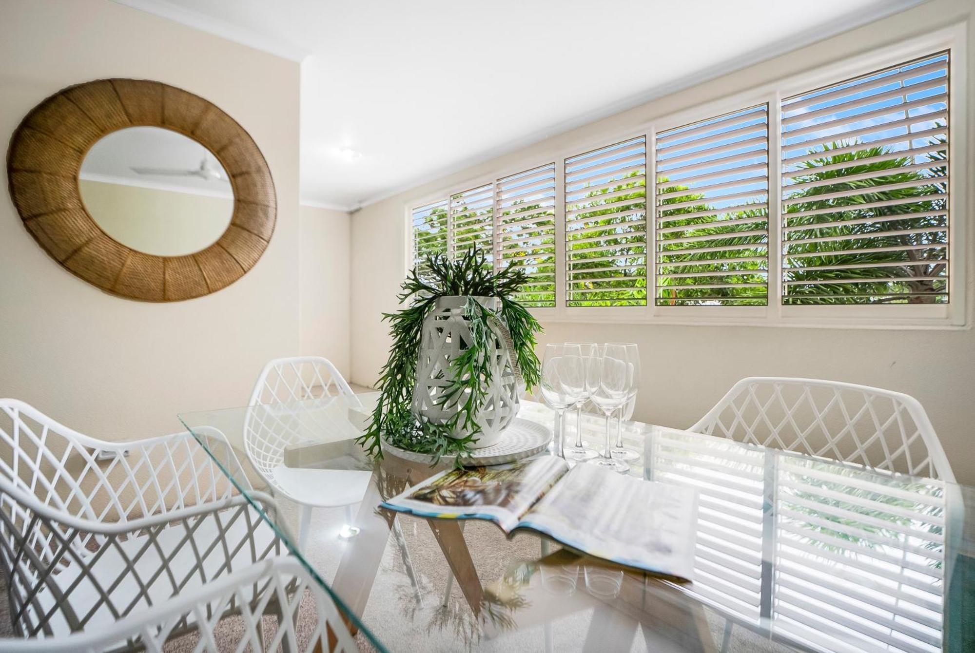 Apartment Sunrise Palms - Spacious Convenience Cairns