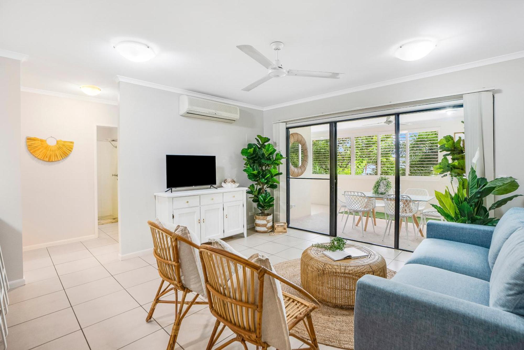Sunrise Palms - Spacious Convenience * Cairns