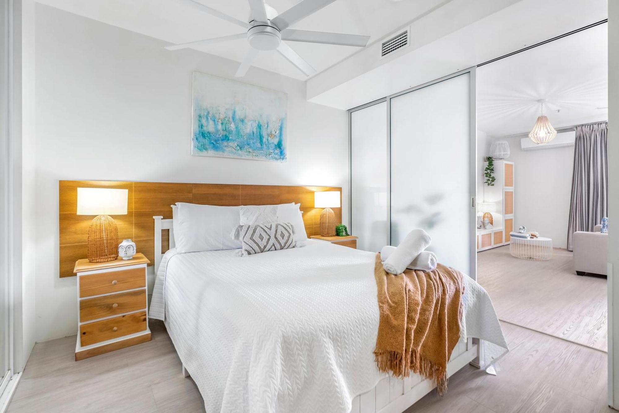 'escape At Harbour Lights' Poolside Chic In The Apartment *