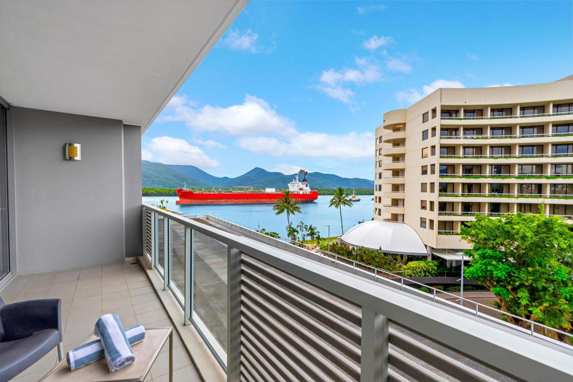 Panoramic Views At Harbour Light On The Waterfront