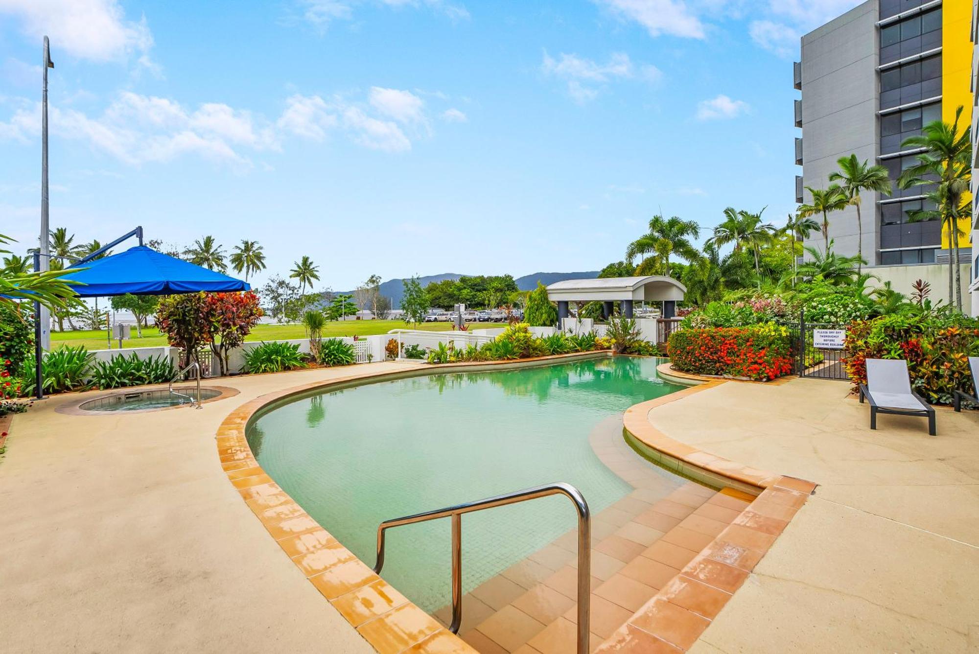 'coral Sea Dreaming' Family Friendly Apartment