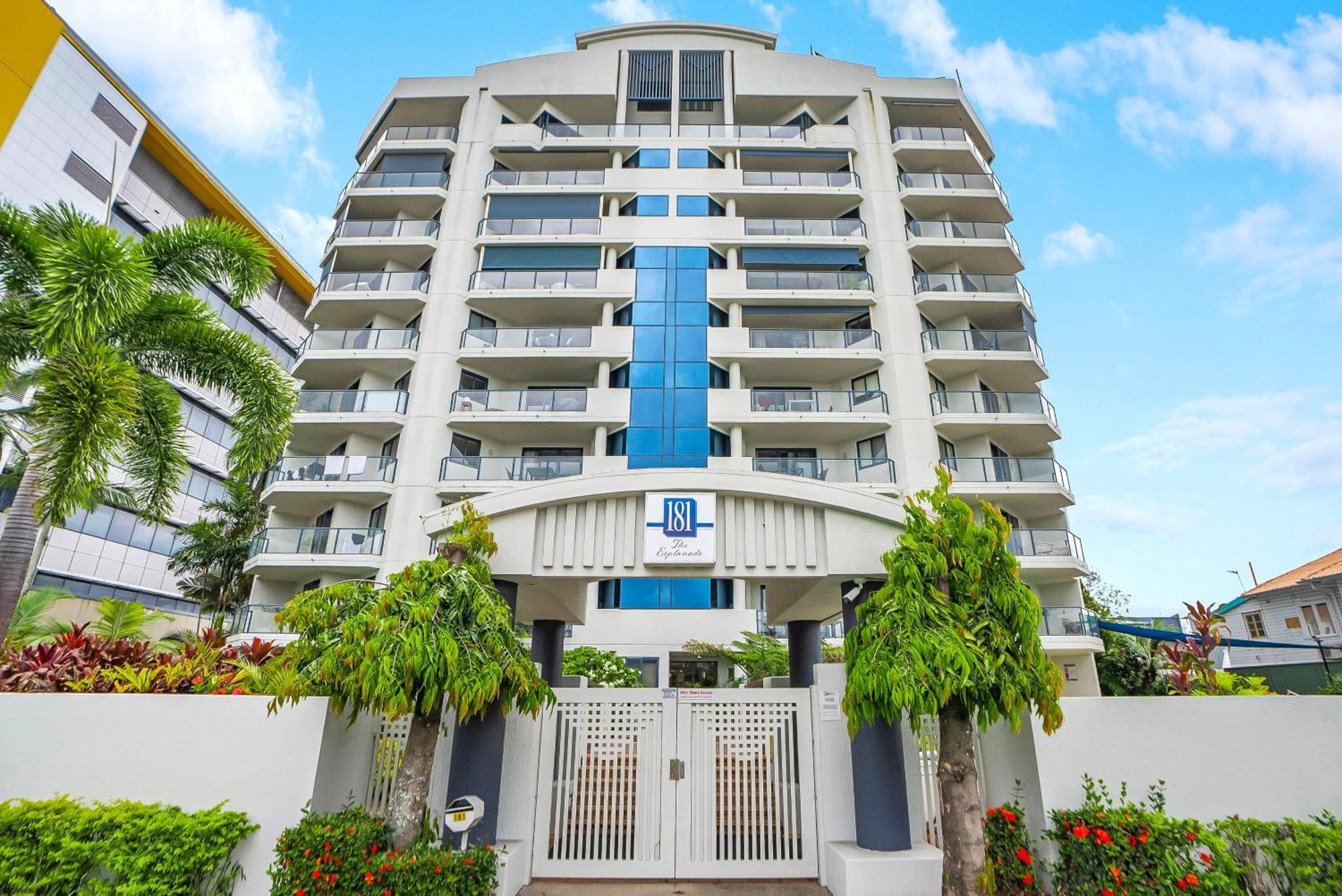'coral Sea Dreaming' Family Friendly Cairns