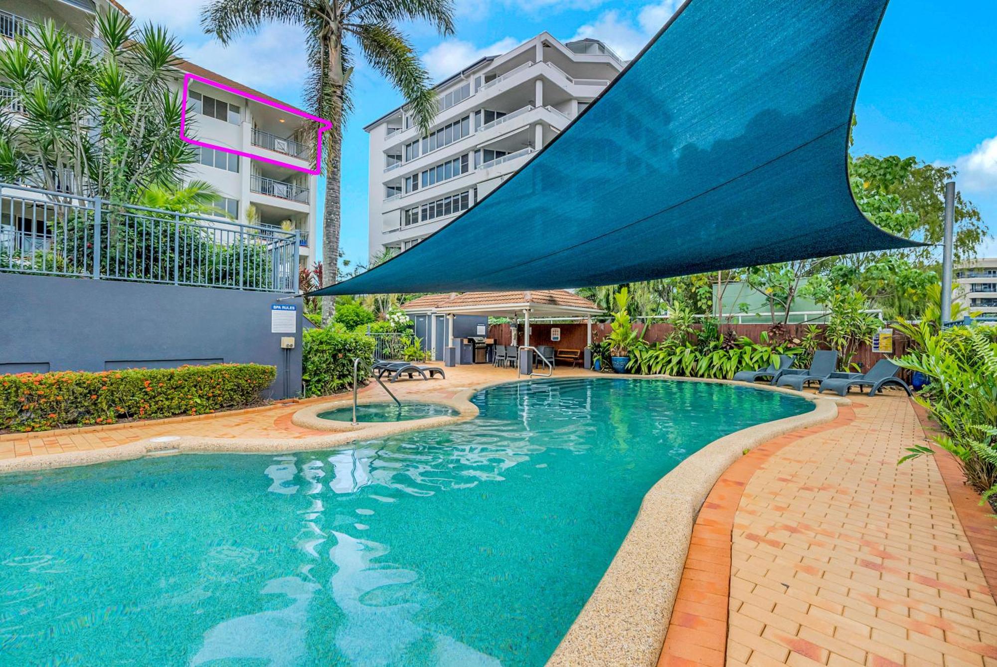 Water Views On The Esplanade * Cairns