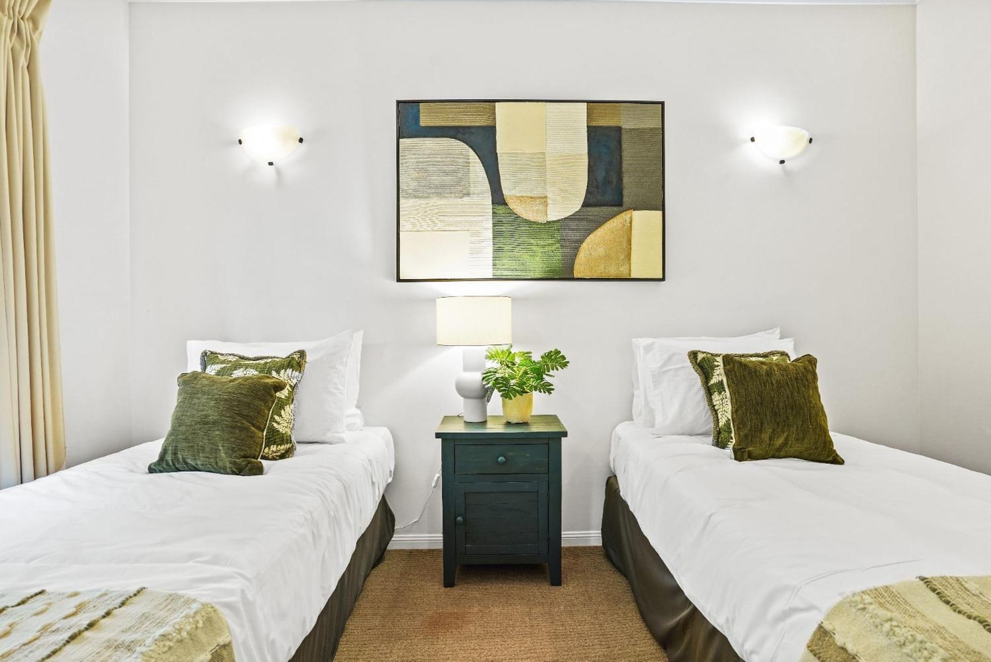 Lavender Lakes - Style Living Apartment Cairns