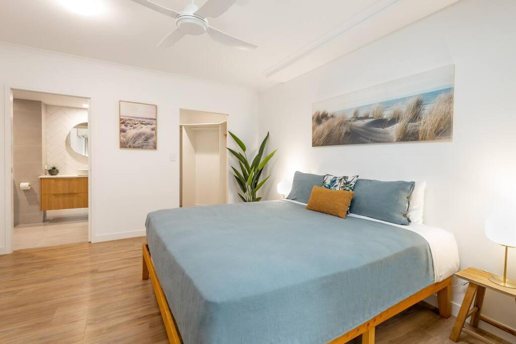 1 Bedroom - Stylish Getaway Apartment, Esplanade