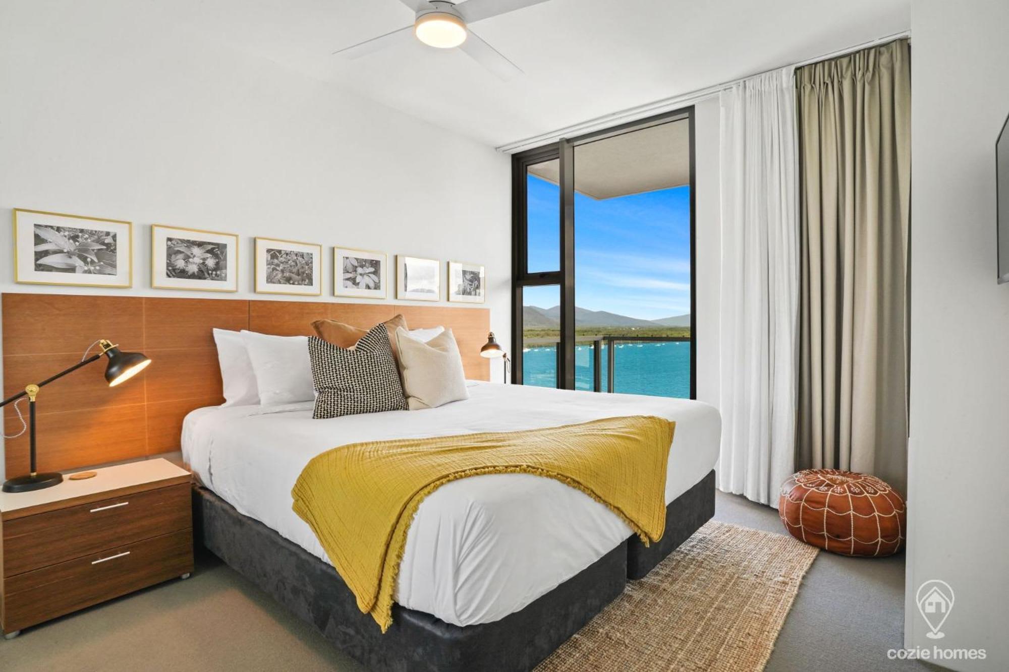 1101 Harbour Lights With Ocean Views * Cairns
