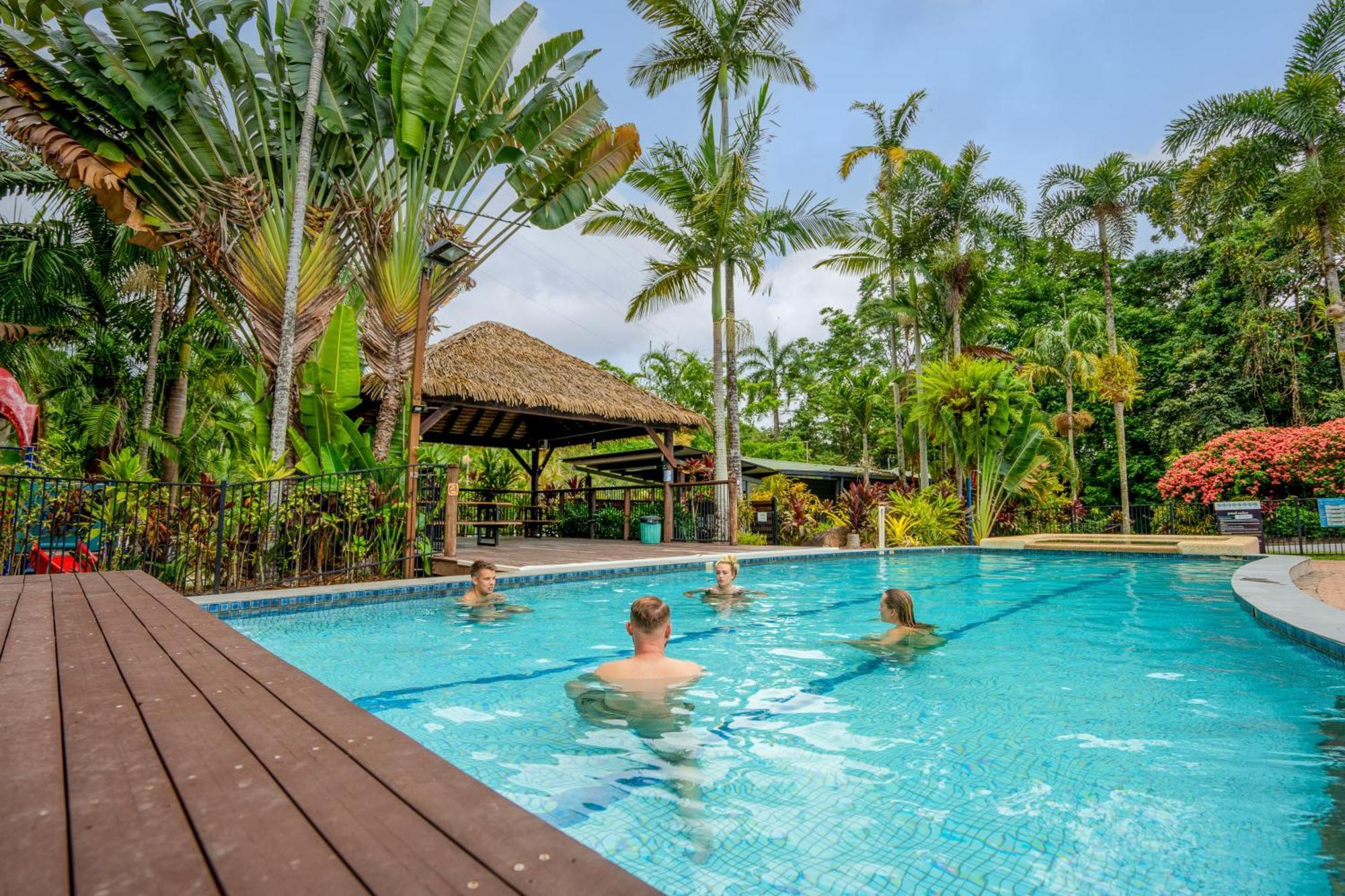 Tasman - Cool Waters Acampamento
