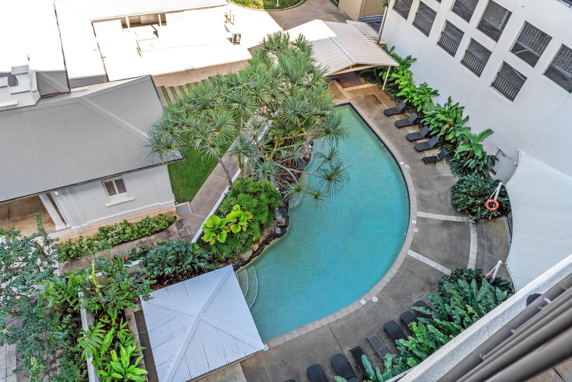 Esplanade Escape Cairns