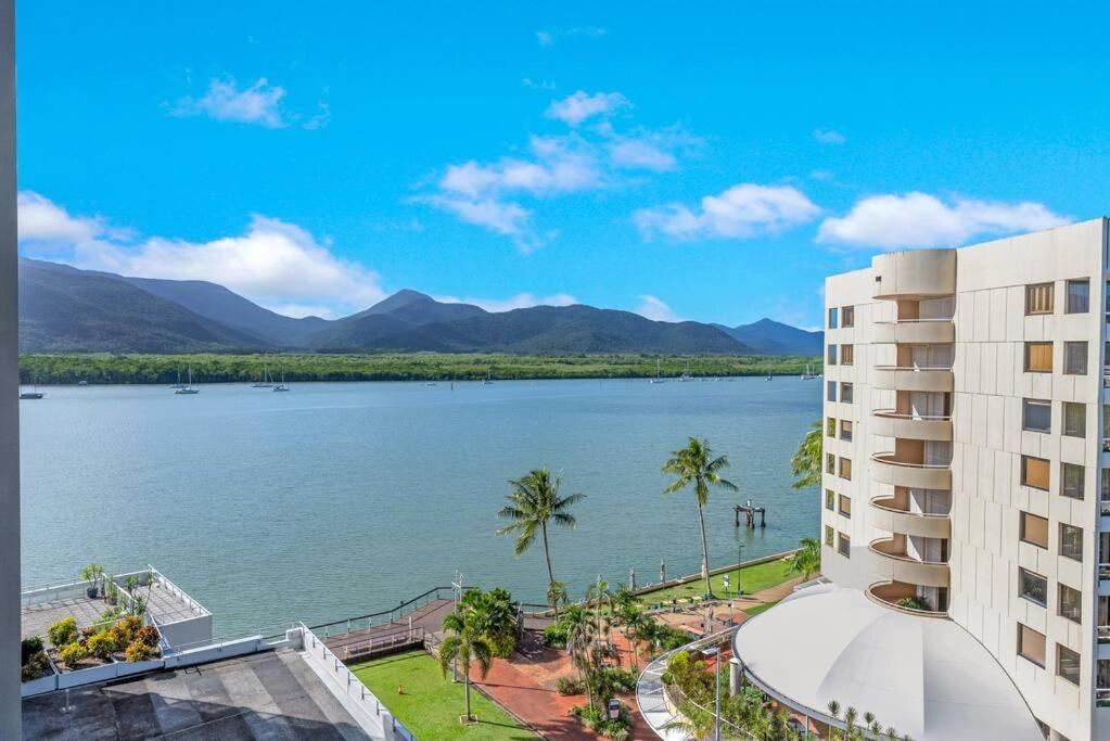 Panoramic Views At Harbour Light On The Waterfront * Cairns
