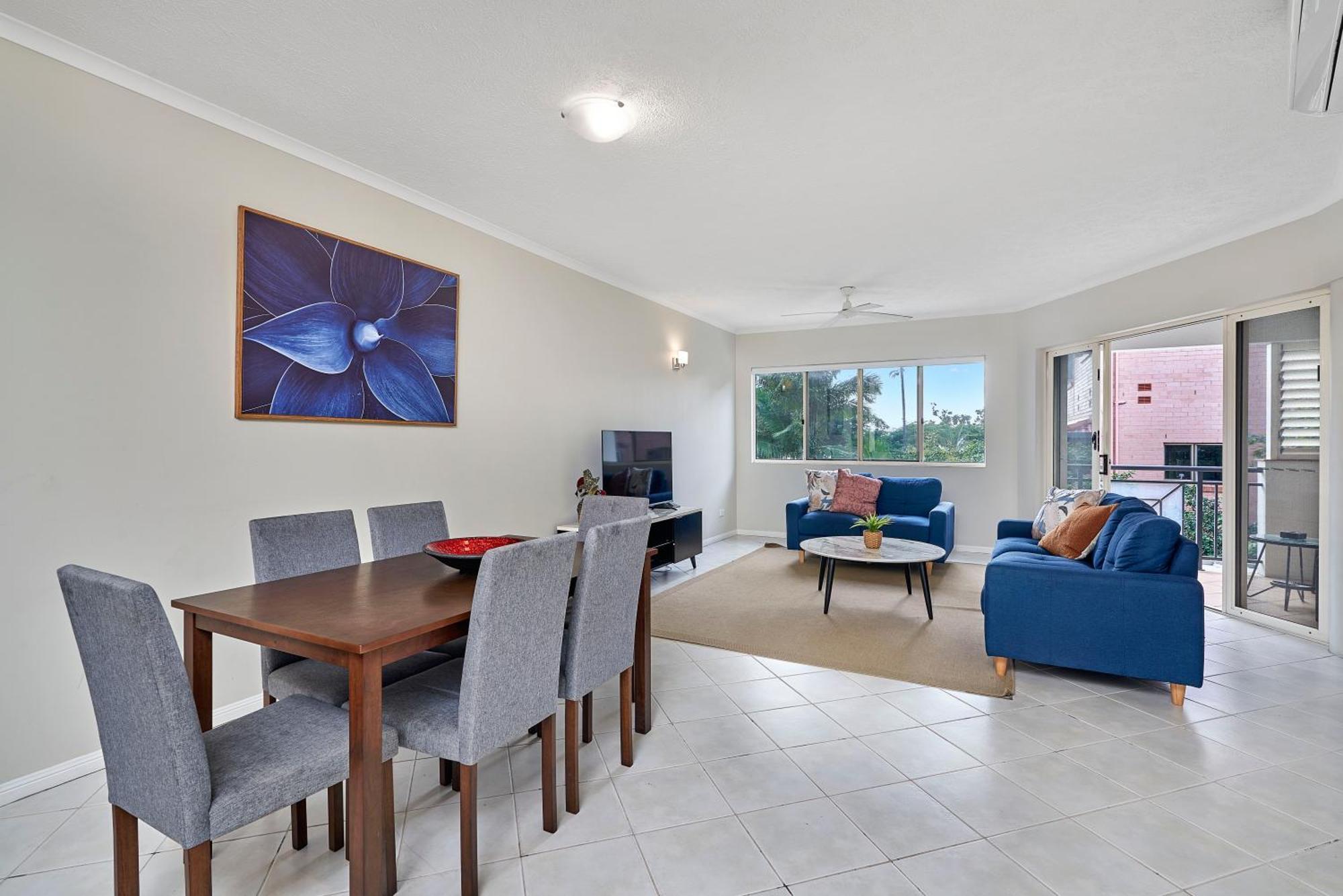 Aparthotel North Cove Waterfront 4*