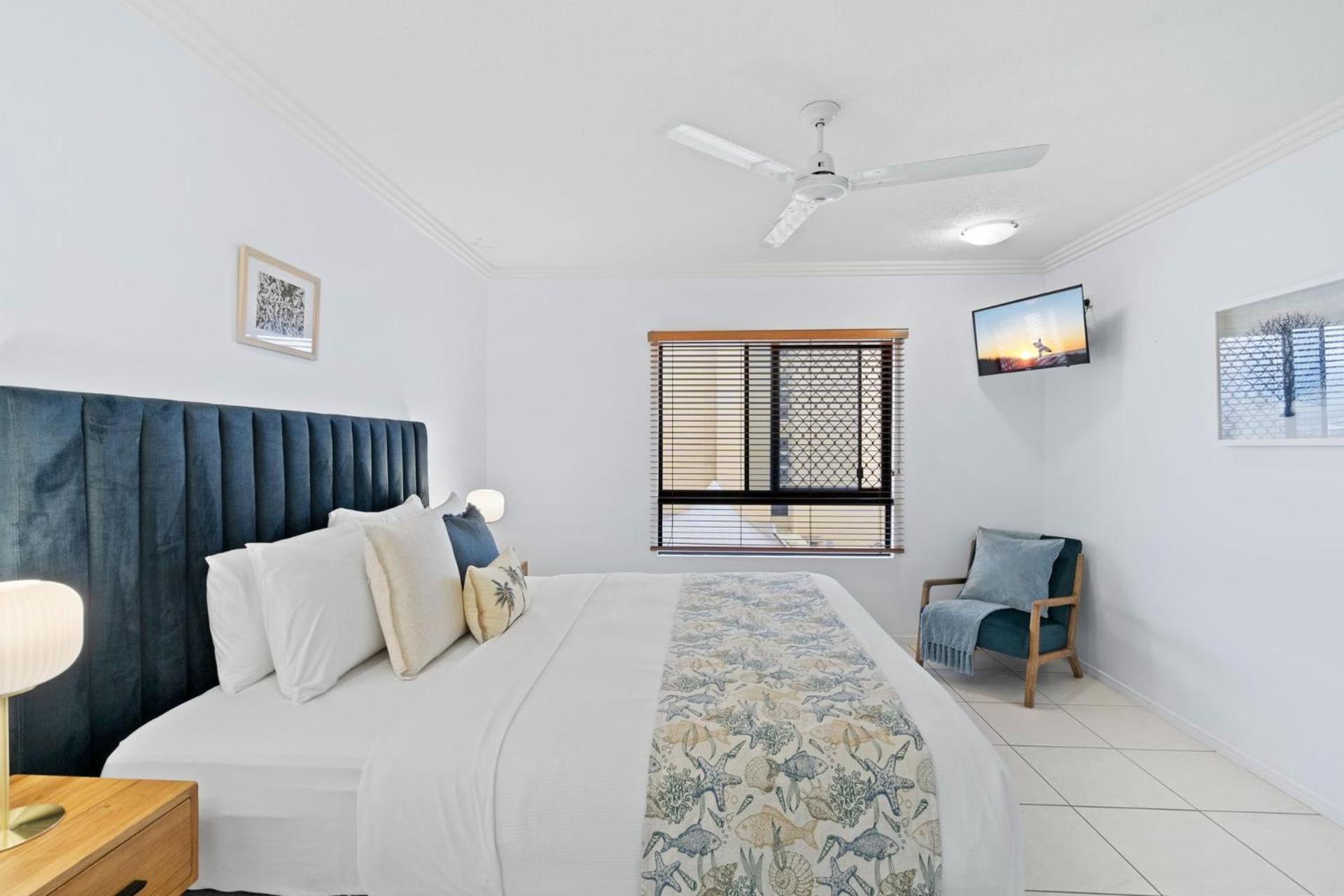 Belle Escapes 702 Cbd With Elevated And Water Views Cairns