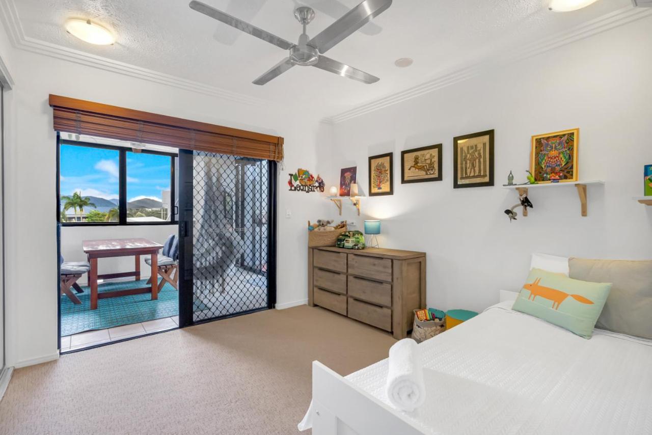 Portofino Coastal Retreat Apartment Cairns
