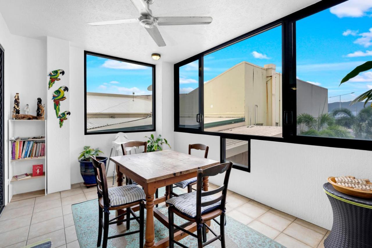 Portofino Coastal Retreat Apartment Cairns