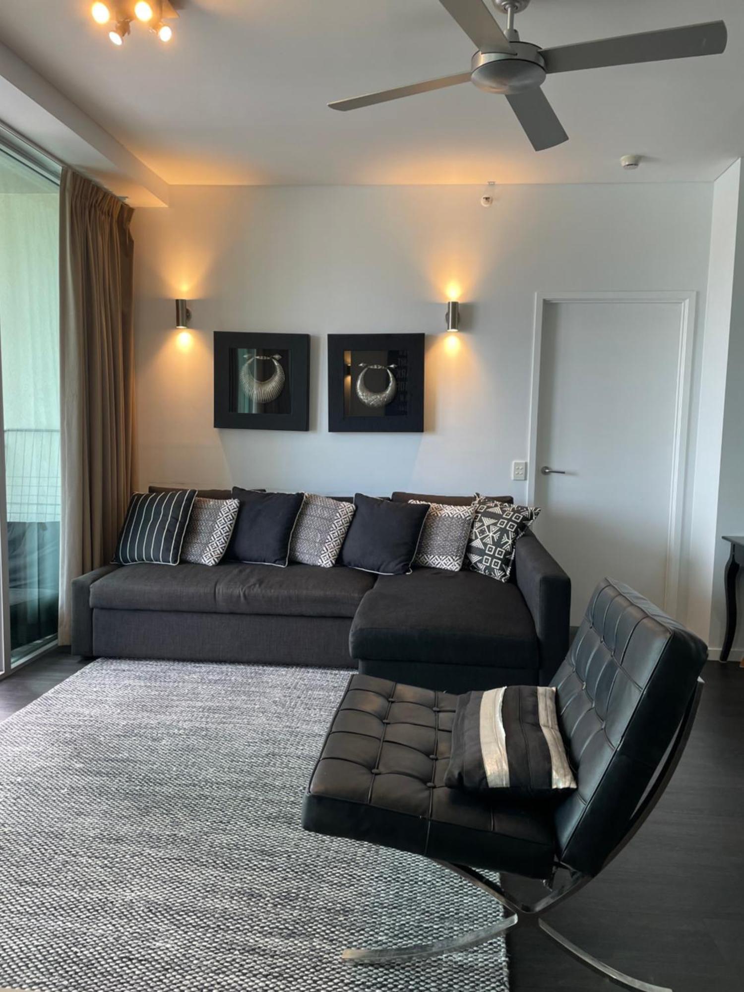 Trilogy On The Esplanade - Free Wi-fi Apartment *