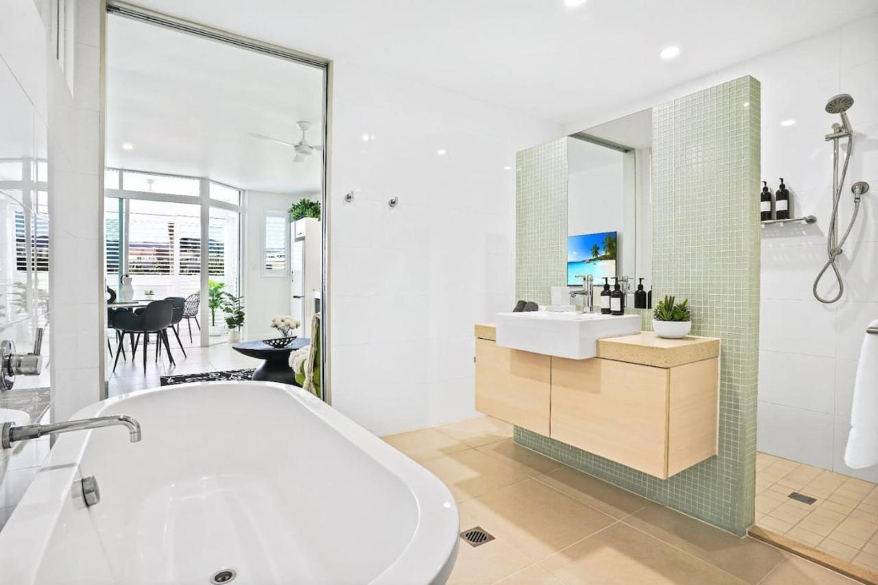 Holiday home Reefside At 201 Street Cairns