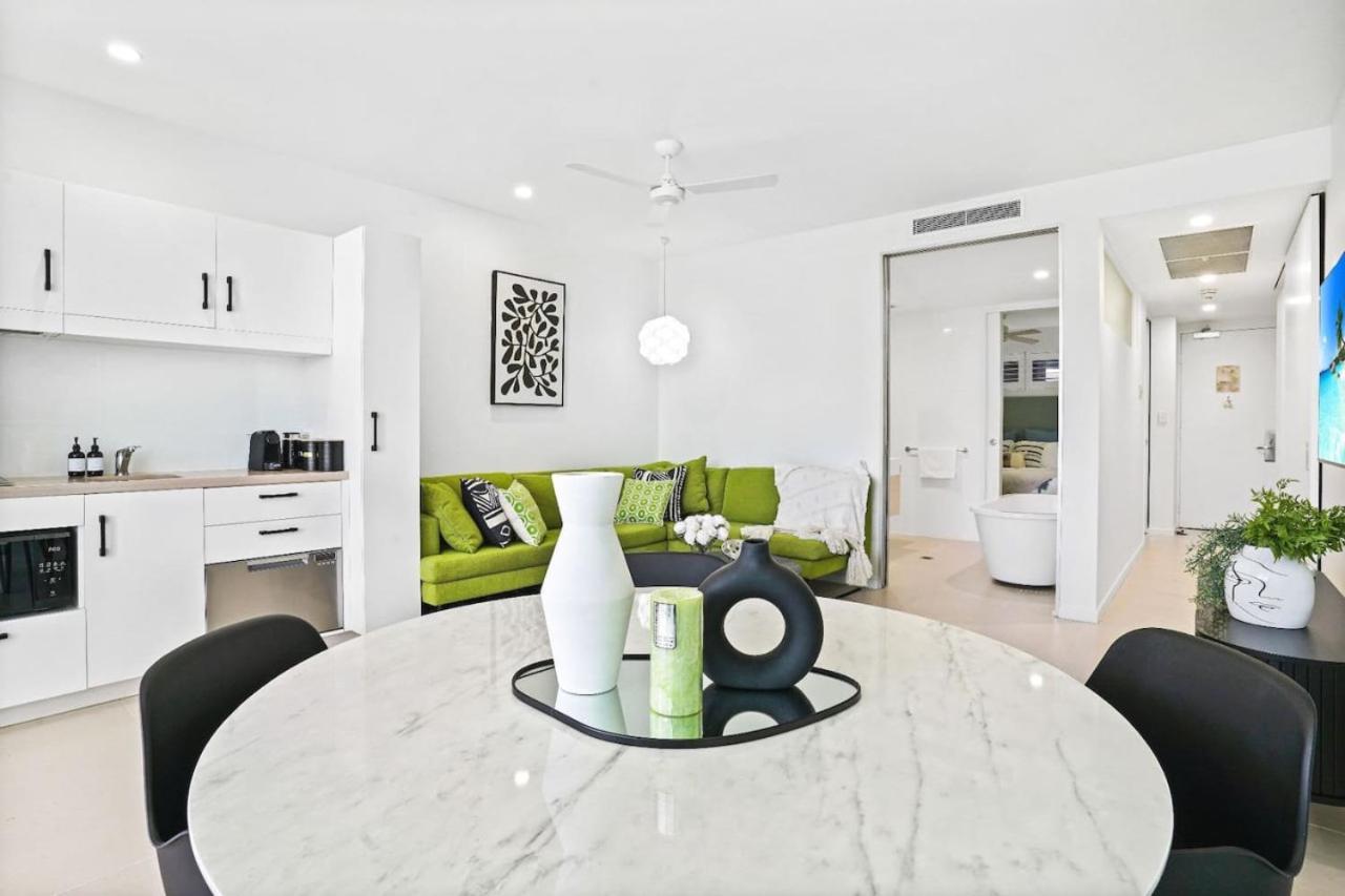 Reefside At 201 Street Holiday home Cairns