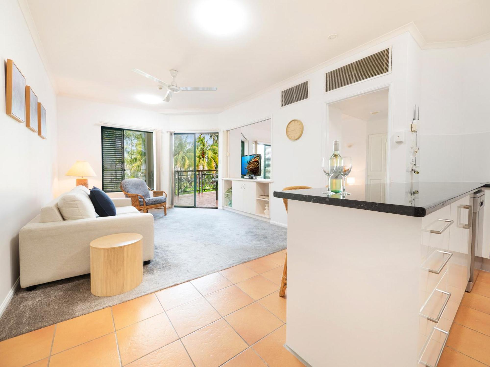Reefside Escape Apartment