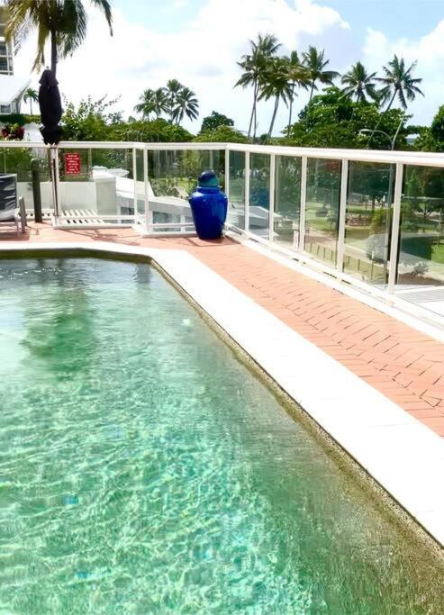 Esplanade Apartment Cairns