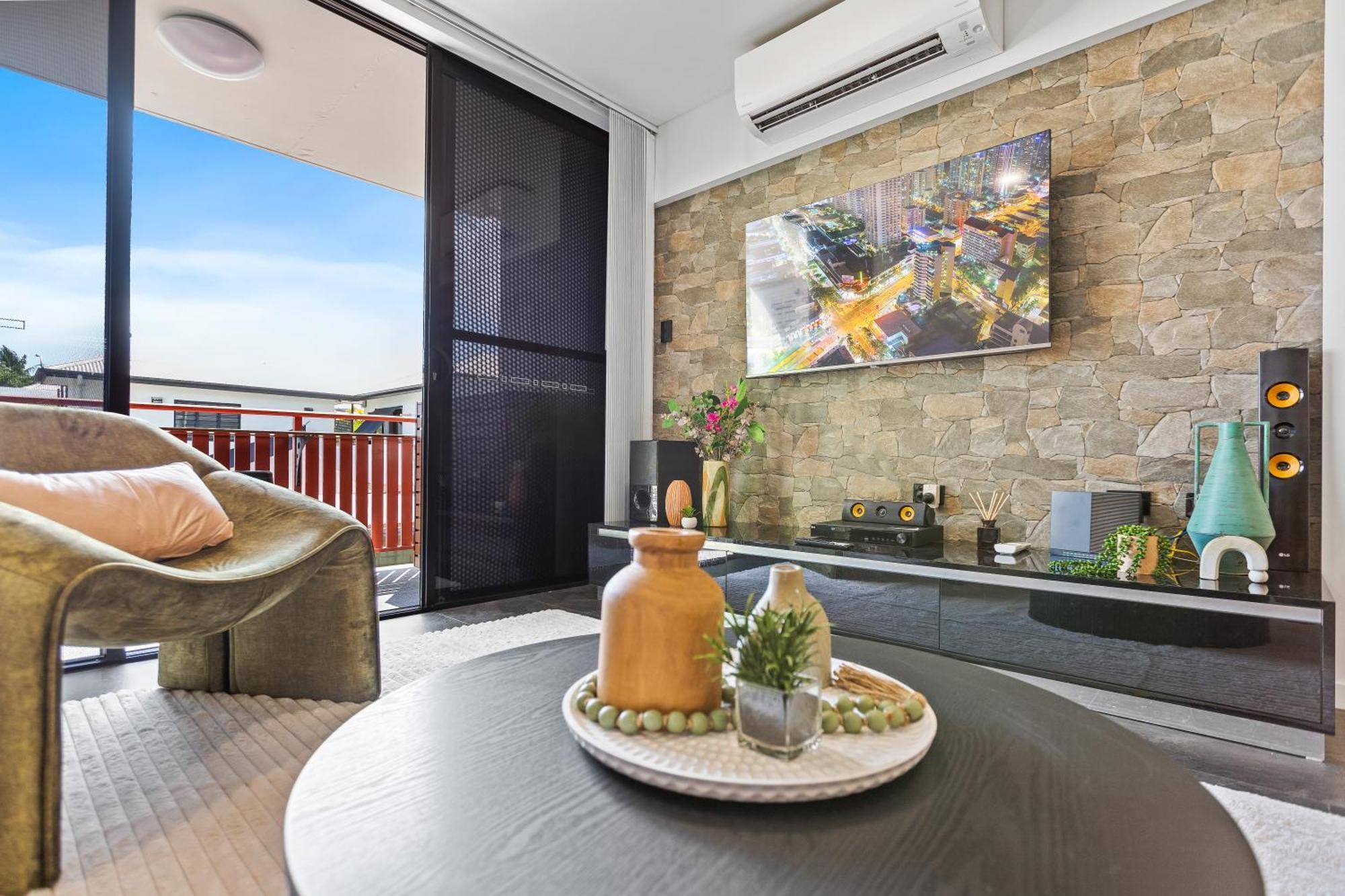 Modern With Esplanade Views Near The Hospital * Cairns