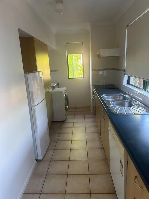 2 Bedroom Family Or Corporate Self-contained In Apartment *