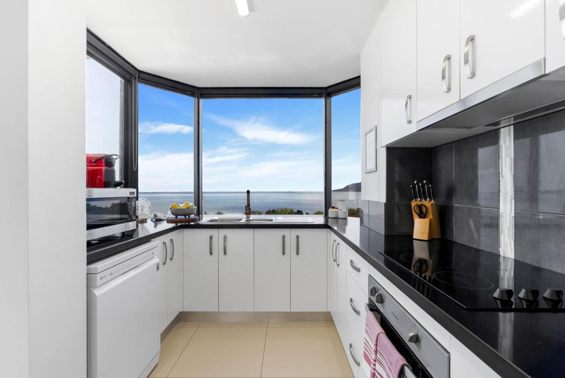 Belle Escapes Rydges Plaza Esplanade Luxury 2-bedroom Apartment Cairns