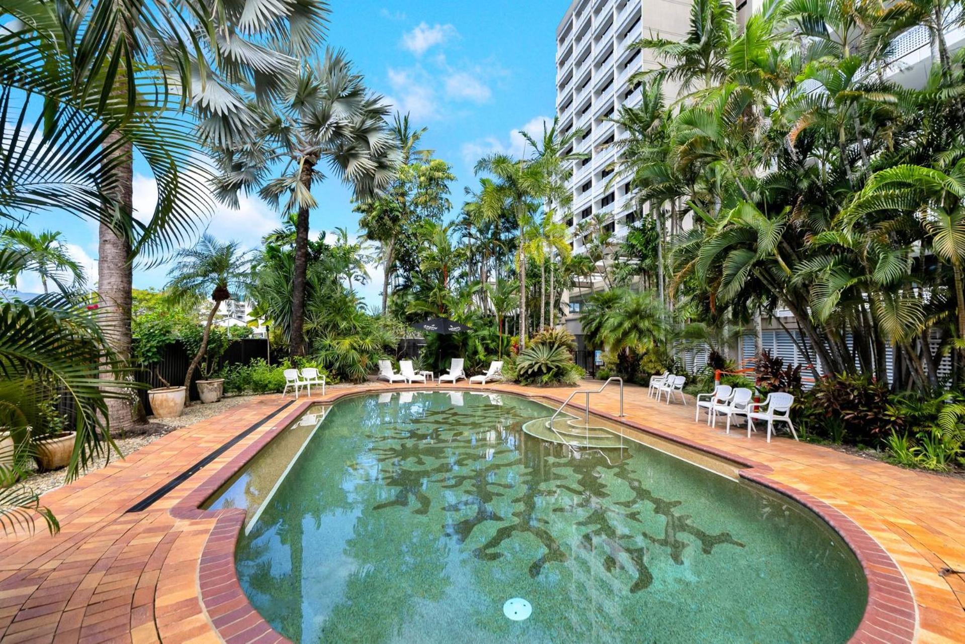 Belle Escapes Rydges Plaza Esplanade Luxury 2-bedroom * Cairns