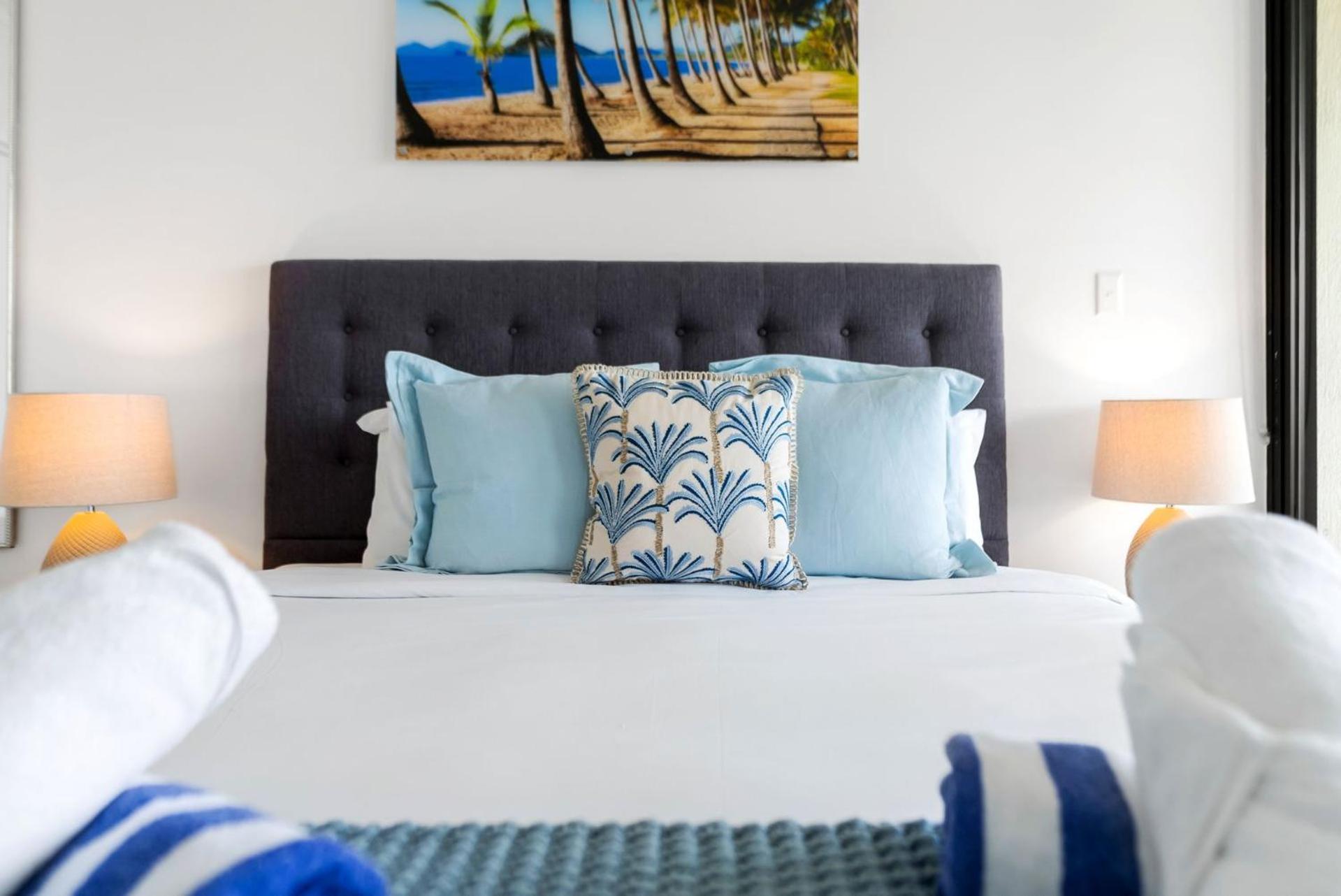 Belle Escapes Rydges Plaza Esplanade Luxury 2-bedroom Apartment *
