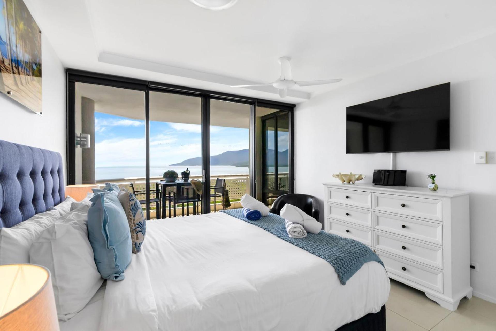 Apartment Belle Escapes Rydges Plaza Esplanade Luxury 2-bedroom Cairns