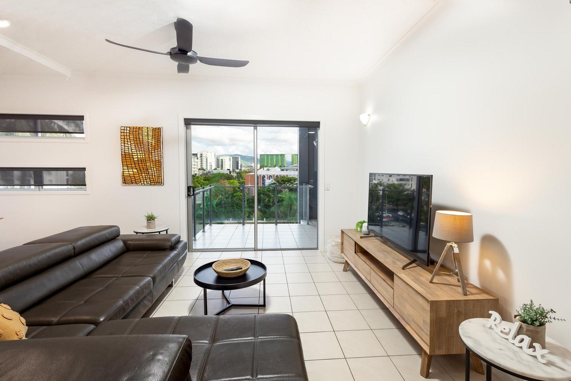 Apartment Panoramic Views 3br