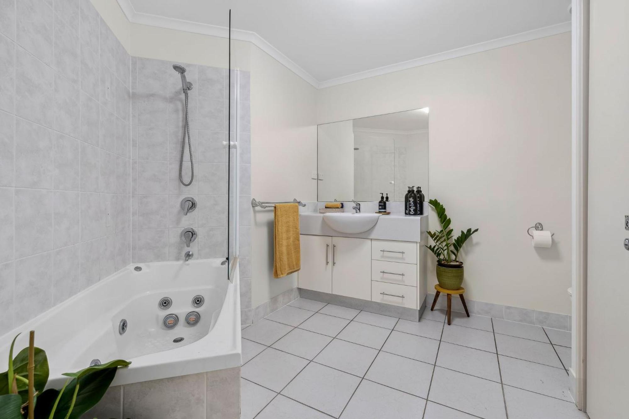 Holiday home Oceanbreeze In North Cairns