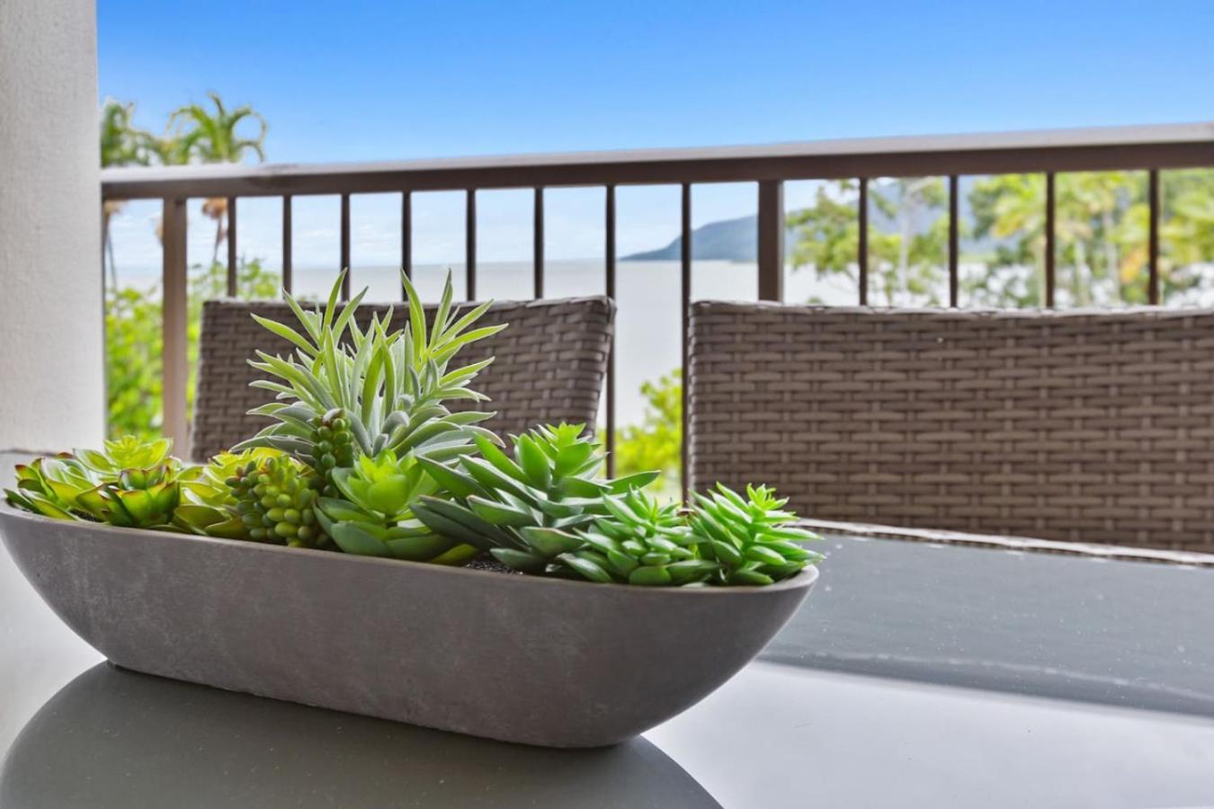 Aquarius Esplanade Retreat Apartment *