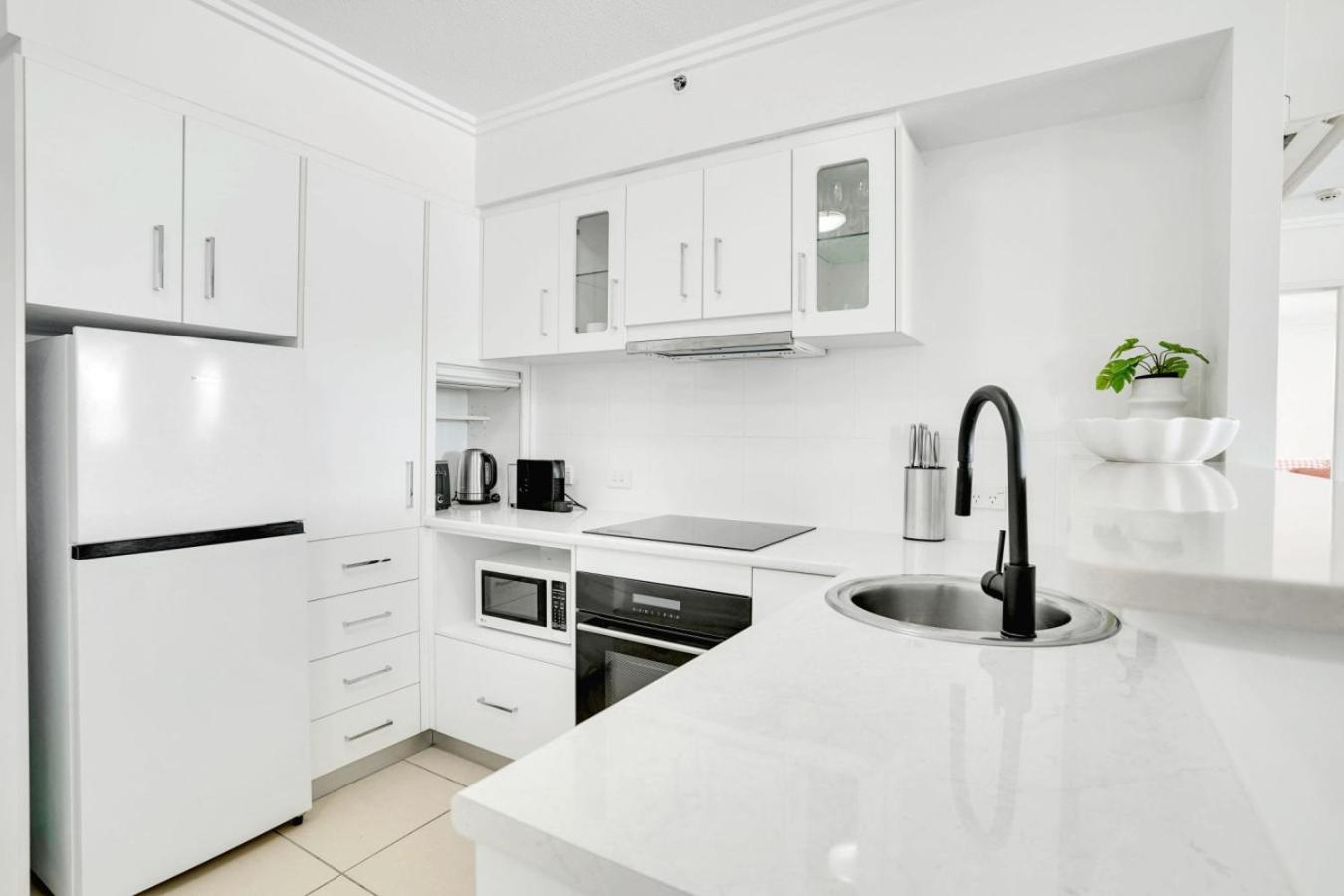 Cairns Central Apartment