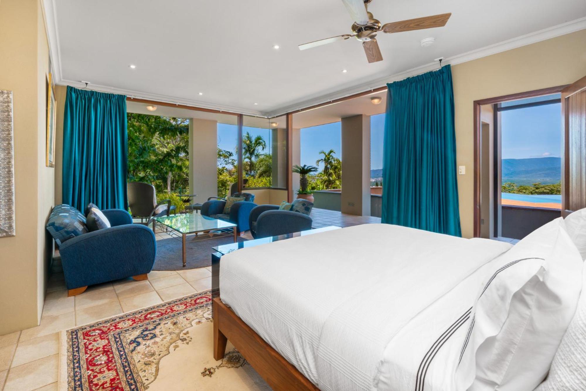 Barong Luxury Overlooking Unrivalled Privacy And Location Search Barongcairns * Cairns