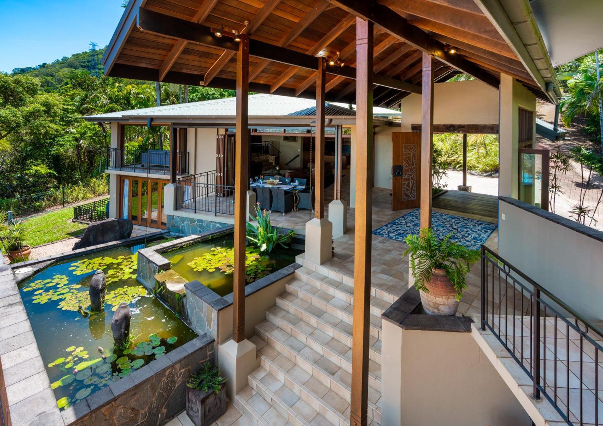 Barong Luxury Overlooking Unrivalled Privacy And Location Search Barongcairns * Cairns
