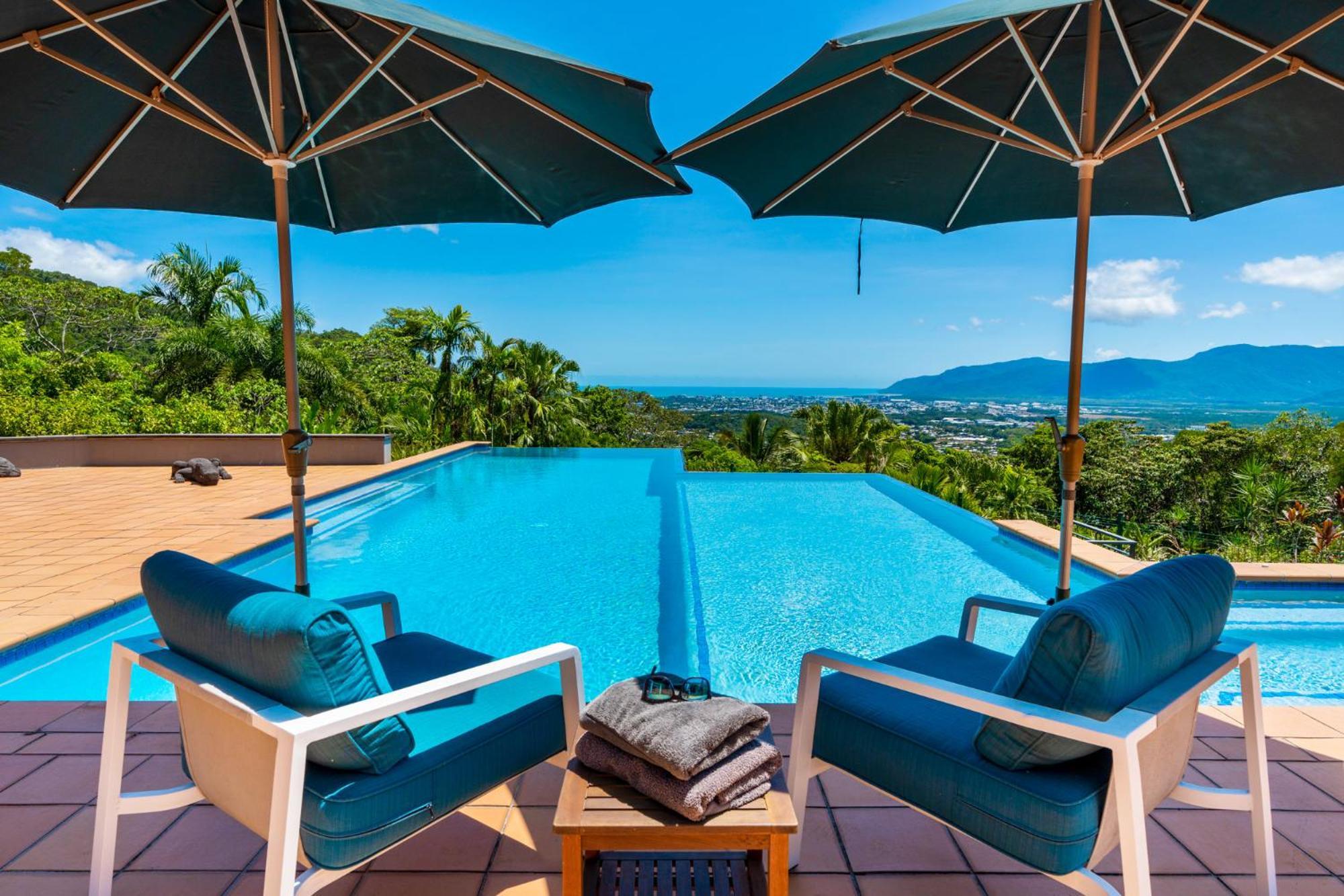 Barong Luxury Overlooking Unrivalled Privacy And Location Search Barongcairns